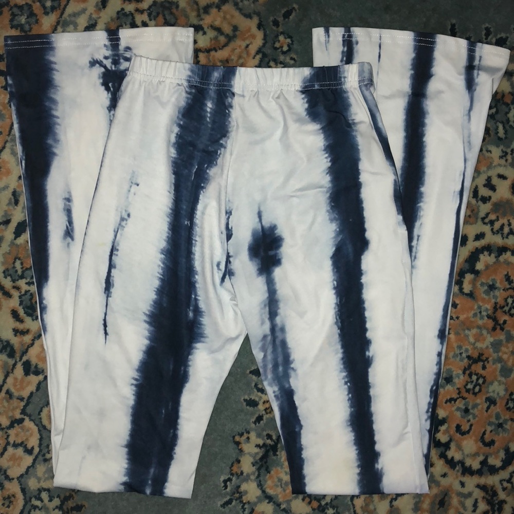 Blue tie dye pants !